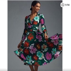 Anthropologie (Maeve) V-Neck Long Sleeve Flowy Dress with Open Back